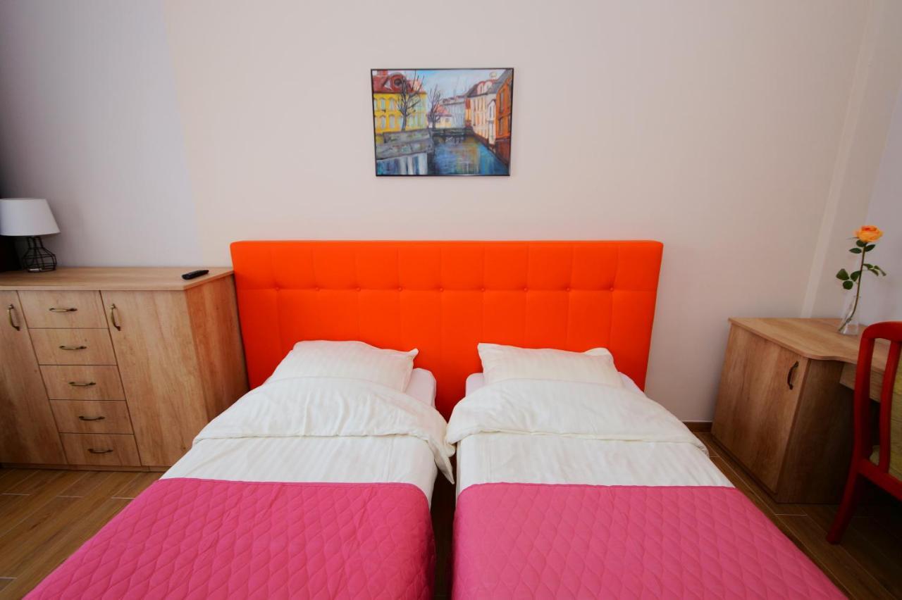 Koral Hotell Chłapowo Eksteriør bilde