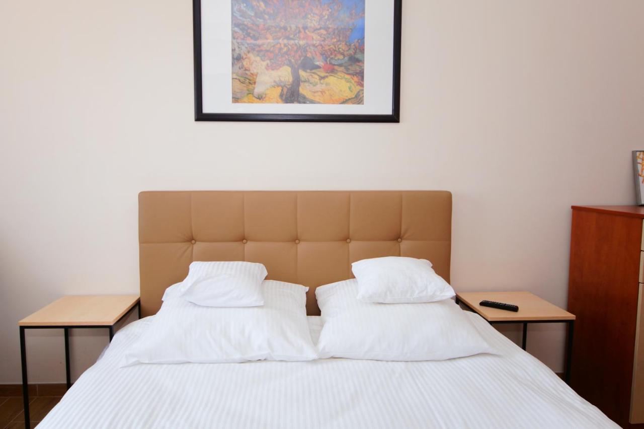 Koral Hotell Chłapowo Eksteriør bilde