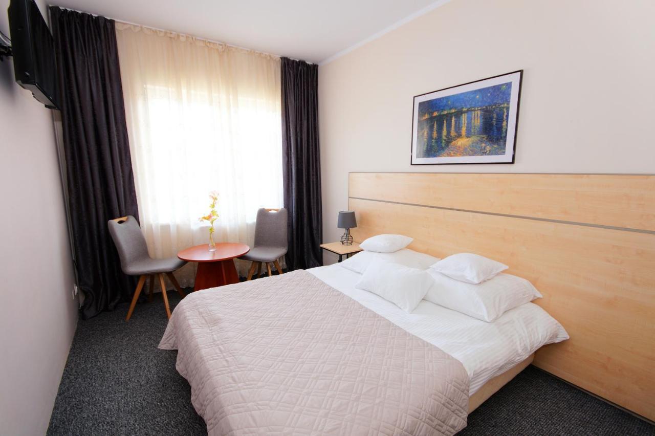 Koral Hotell Chłapowo Eksteriør bilde